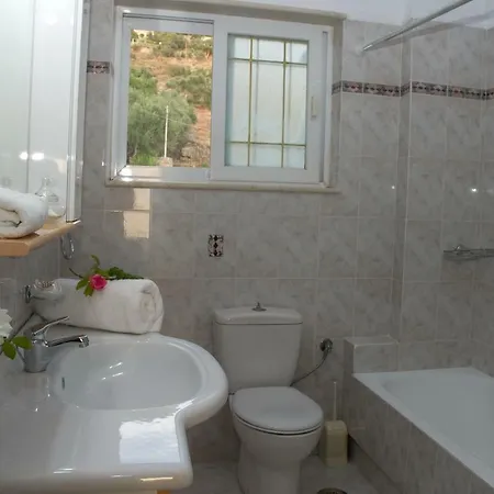 Stylish Flat/ Romantic Sunsets, 300m To The Beach * Kalamata
